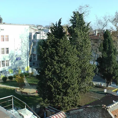 Center , Modern And Quiet