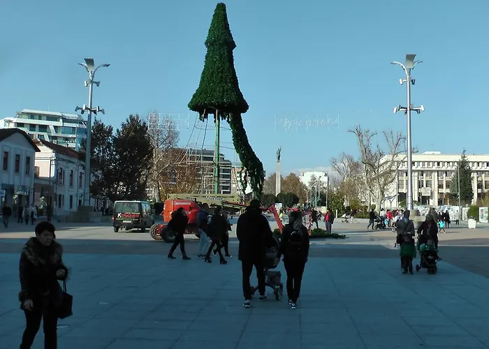 Апартамент Center , Modern And Quiet *